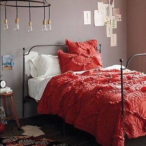 Anthropologie Rivulet Quilt and Shams